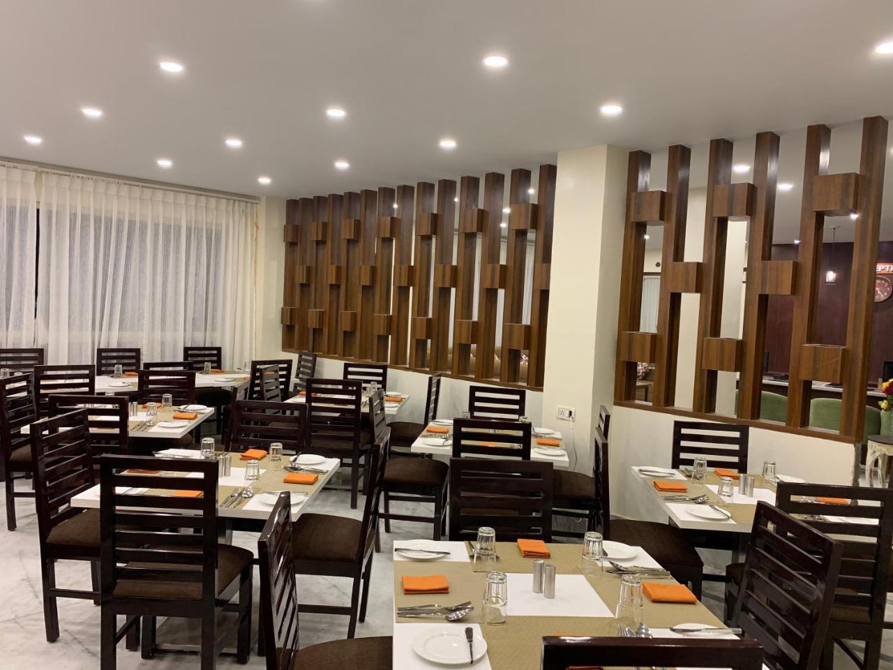 Hotel The Aryan Regency Pelling Esterno foto